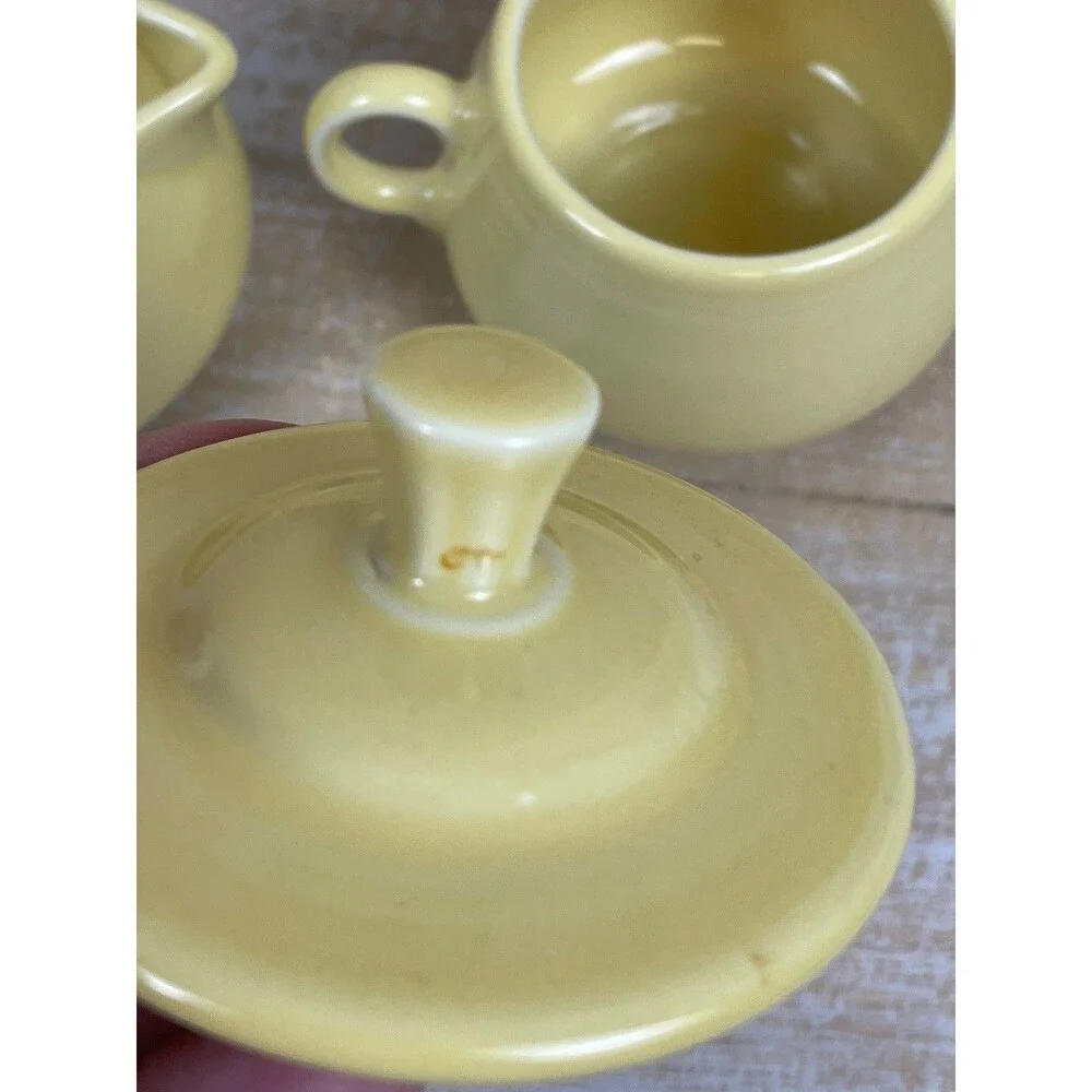 FIESTA Homer Laughlin Light Yellow Cream and Sugar Set W/Tray